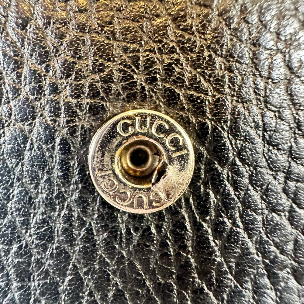 Gucci Vintage Continental Black Leather Wallet with Pebbled Texture - Picture 13 of 14